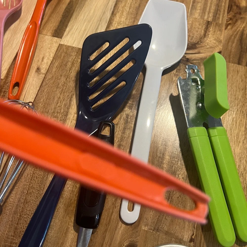 Vintage Melamine Kitchen Serving Utensils plus